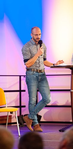 Patrick Hankele - unser Stellvertretender Technischer Leiter präsentiert den aktuellen Planungsstand